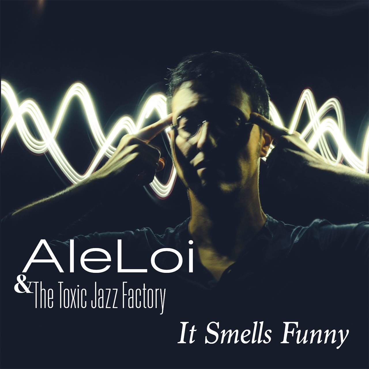 AleLoi ‘It Smells Funny’ cover album