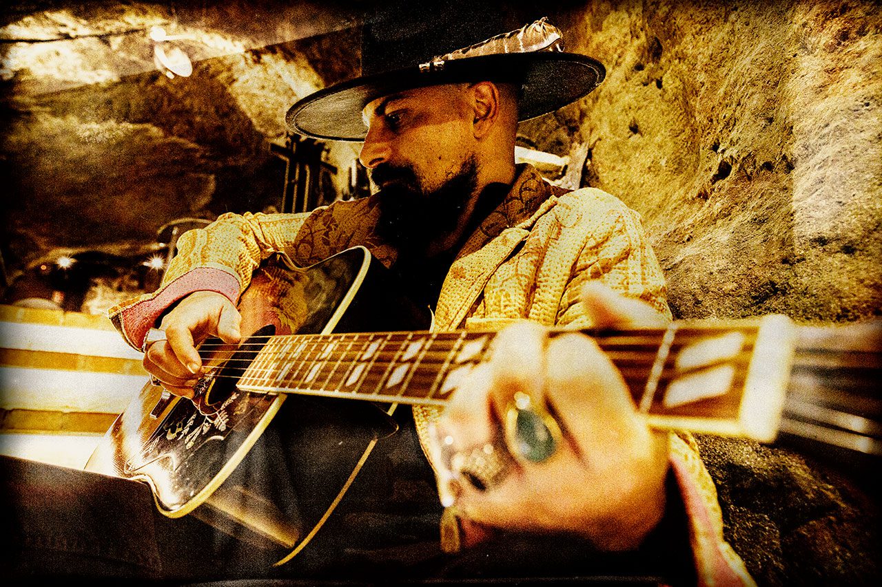 Bonny Jack One Man Band di matrice folk blues